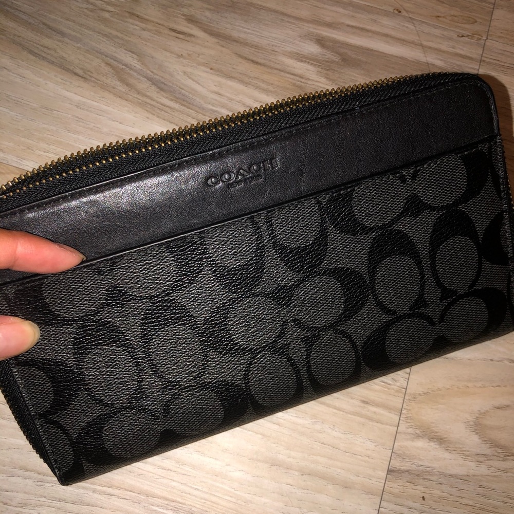 Large Coach Wallet
